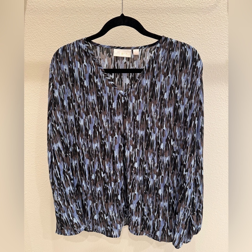 Belle by Kim Gravel Women's Blue Patterned Top xs